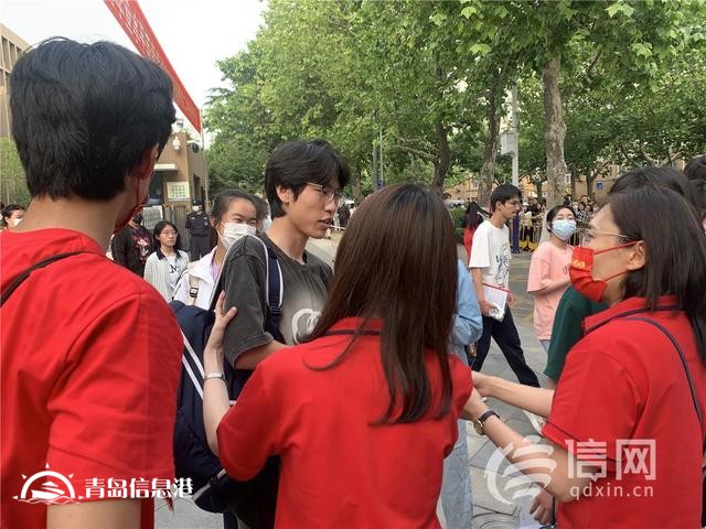 直擊高考：數(shù)學(xué)考試結(jié)束 老師建議考過(guò)了就不要去想了