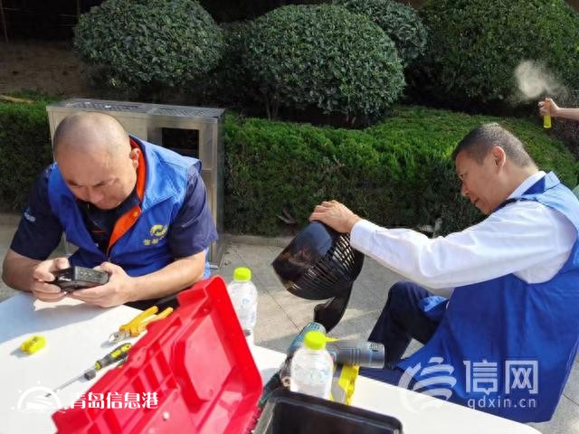 信新相映走進(jìn)少山路社區(qū) 家電維修“專業(yè)戶”讓居民幸福感滿滿