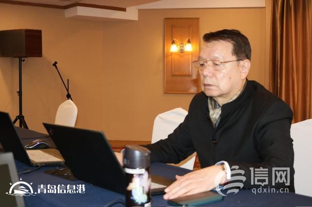 信網(wǎng)探班提案組：肩負(fù)委員重托 他們默默付出