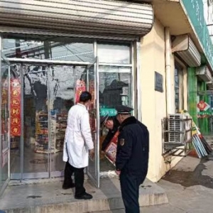 嚴(yán)厲打擊“小廣告”，推動(dòng)“小廣告”整治 常態(tài)化
