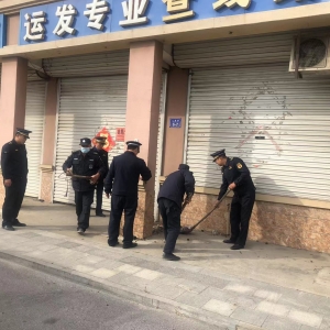 執(zhí)法+信用清理建筑垃圾 營造整潔環(huán)境