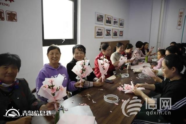 金家?guī)X街道康城社區(qū)舉辦絨花制作活動(dòng) 體驗(yàn)非遺技藝