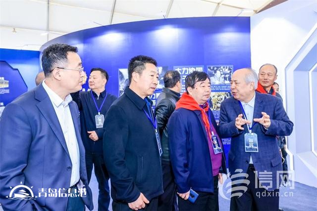 “大國重器”社會課堂 愛國主義教育航天展在青島金沙灘啤酒城開幕