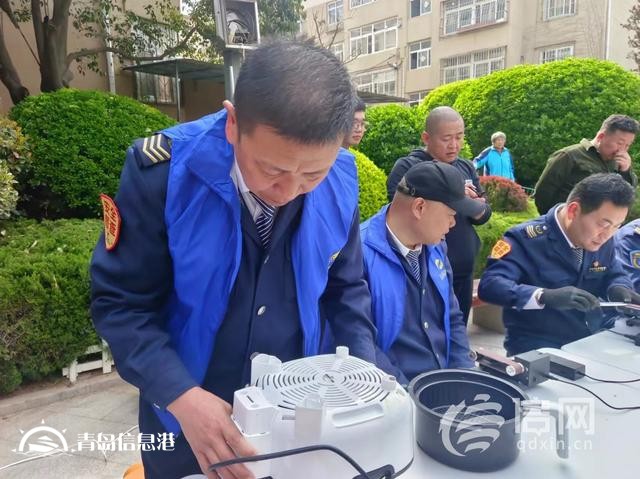 信新相映走進少山路社區(qū) 資深成員手把手教授新人服務技能