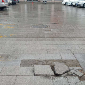 加強破壞道路執(zhí)法檢查，維護公共交通安全
