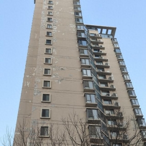 金光都市名家墻皮脫落 存在安全隱患亟待維修