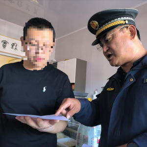 鳳臺(tái)執(zhí)法中隊(duì)公眾開(kāi)放日：搭建溝通橋梁，推動(dòng)城市管理