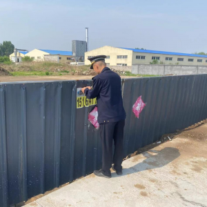 文明執(zhí)法 為民服務—整治規(guī)范違規(guī)戶外廣告  筑牢安全防線