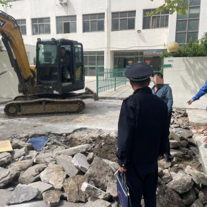 平度市綜合行政執(zhí)法局開發(fā)區(qū)中隊黨支部 及時查處挖掘城市道路行為 ...