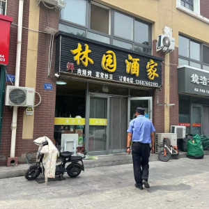 同和執(zhí)法中隊：“信用+執(zhí)法”巡查餐飲油煙