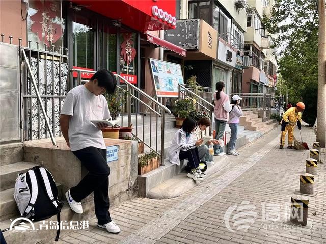 直擊高考：老師六點半就來到考點 將全程陪伴考生