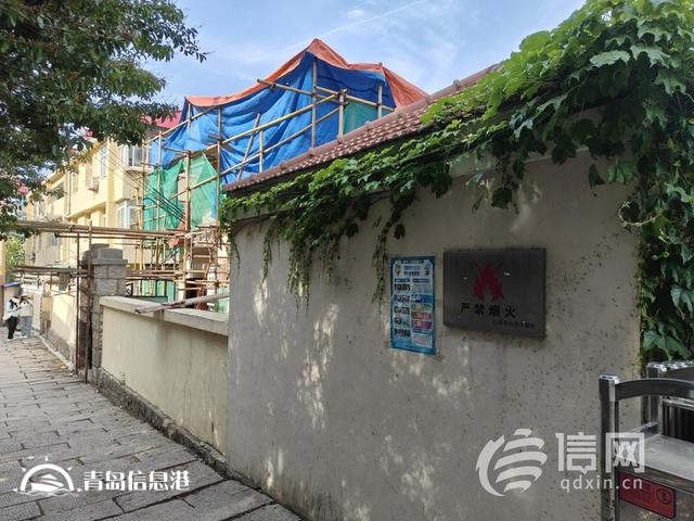 青島齊東路一處正在改造的木制結(jié)構(gòu)房屋突發(fā)火情
