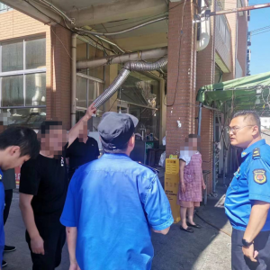 平度市東閣街道執(zhí)法中隊強力推進(jìn)“拆違治亂”，打造宜居城市環(huán)境 ...