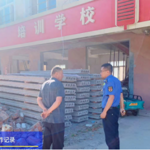 執(zhí)法巡查不松懈，嚴(yán)格管控建筑垃圾