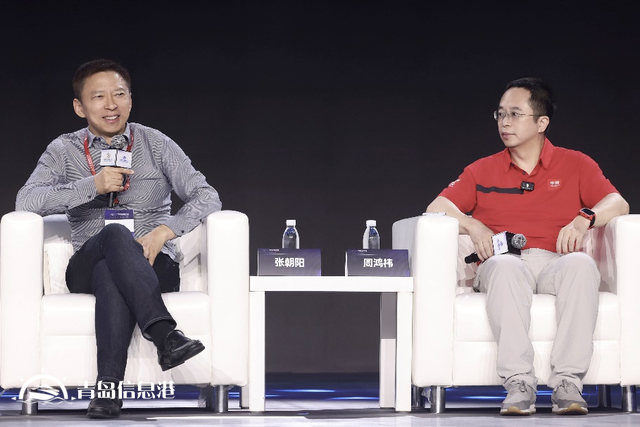 張朝陽談企業(yè)家做網(wǎng)紅：要放下架子，接受新變化擁抱新變化