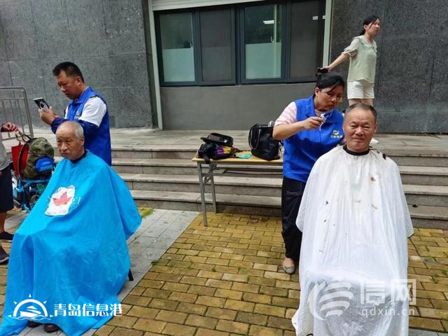 信新相映走進(jìn)延吉路社區(qū) 志愿者在服務(wù)中不斷提升自身技能