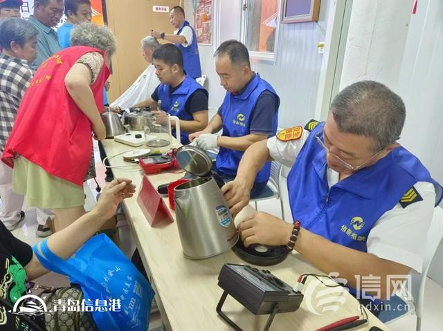 信新相映走進(jìn)四流北路社區(qū) “95”后志愿者給團(tuán)隊(duì)增添年輕元素