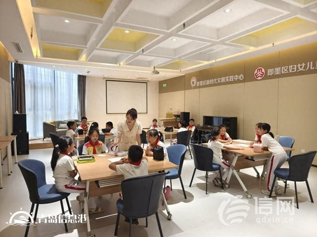 起航新學(xué)期 青島即墨區(qū)學(xué)生參觀新時(shí)代文明實(shí)踐中心