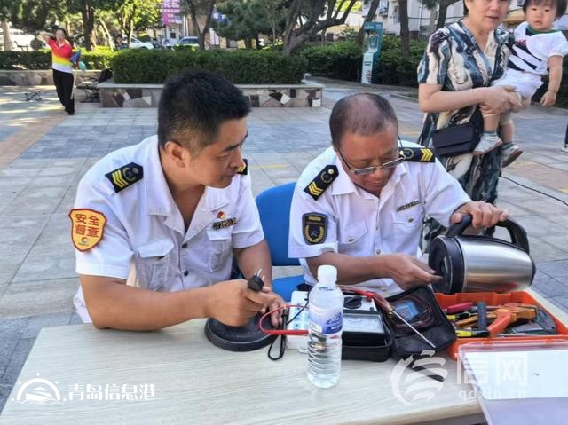 信新相映走進八大湖街道 家電維修服務(wù)供不應(yīng)求