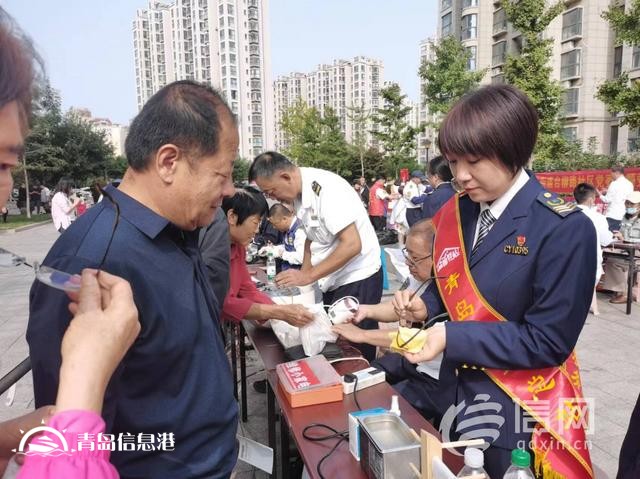 情暖重陽(yáng) 臺(tái)柳路社區(qū)開(kāi)展“金秋重陽(yáng)·溫情相伴”系列便民活動(dòng)