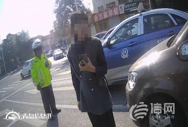 市民就醫(yī)路上突發(fā)交通事故 李滄交警送醫(yī)處置兩不誤