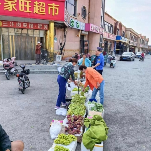 整治街面秩序 提高環(huán)境保護(hù)意識(shí)