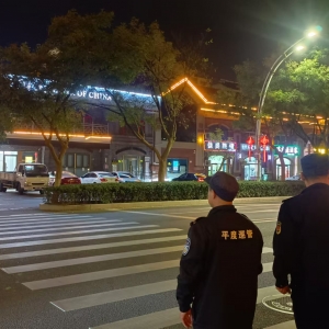 靜夜守護(hù)者：同和執(zhí)法中隊(duì)夜間噪音執(zhí)法進(jìn)行時(shí)