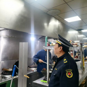 強(qiáng)化餐飲油煙整治提升—助推大氣污染防治攻堅(jiān)