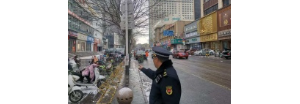 一抹“城管藍”扮靚城市美—李園街道綜合行政執(zhí)法中隊開展集中整治行動 ...