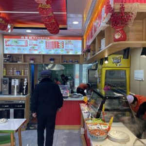 平度市鳳臺執(zhí)法中隊：扎實推進油煙執(zhí)法，守護清新空氣