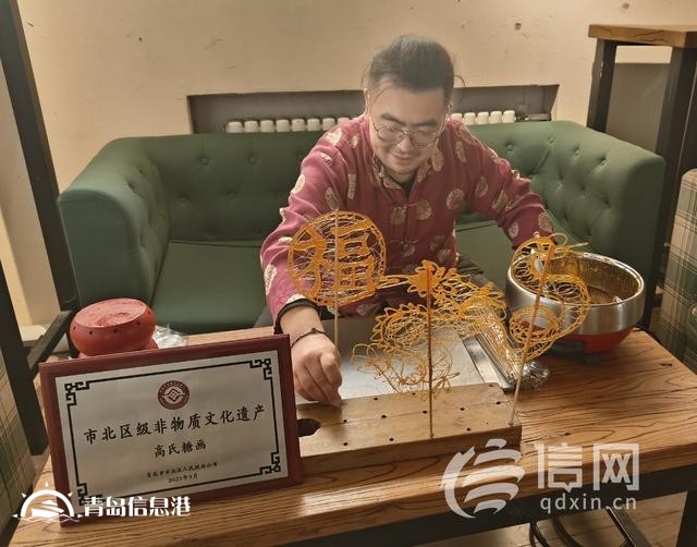以勺為筆以糖為墨 信網(wǎng)探訪(fǎng)指尖上的甜蜜非遺藝術(shù)