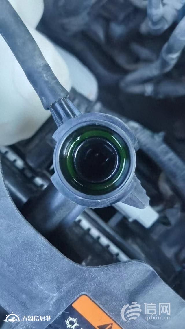 換水箱后三個月車輛水管脫落致拋錨 途虎養(yǎng)車否認操作有問題