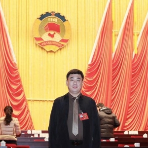 青島市政協(xié)委員李斌：提升各類新媒體短視頻平臺文化品質與內容質量