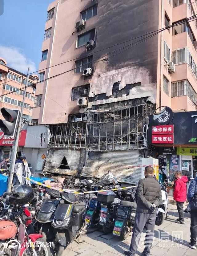 青島沈陽路一電動車行突發(fā)火情 撲救及時火勢很快被控制