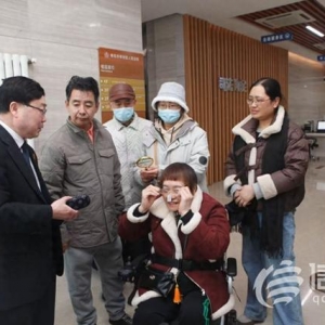 李滄區(qū)殘聯(lián)一行到李滄法院實地體驗無障礙訴訟服務(wù)